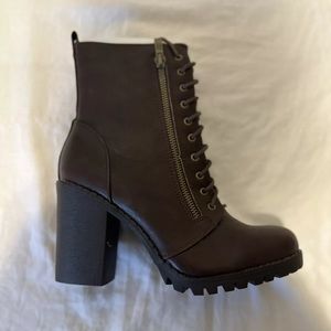 Sexy heel boots 🥰❤️👢😍